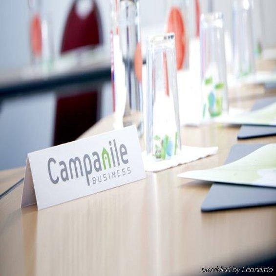 Campanile Hotel Майєнн Екстер'єр фото
